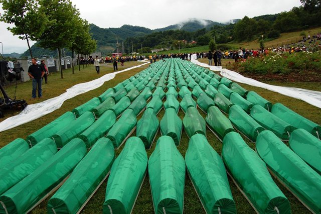 Cgil ER: a 20 anni da Srebrenica