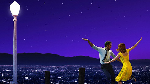 Una fenice che rinasce dalle sue ceneri